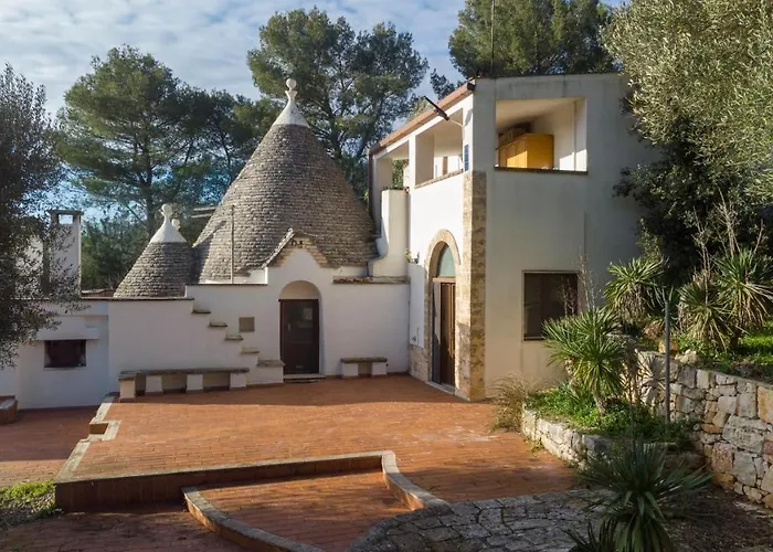 Trulli Nel Bosco Itria Valley *
