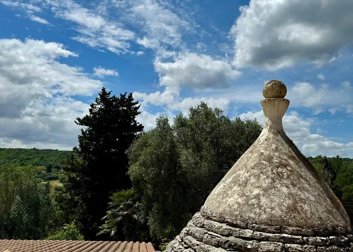 Trulli Nel Bosco Itria Valley